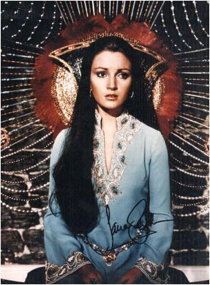 The Name's Solitaire! Jane Seymour is a Girl,... Bond Girl!